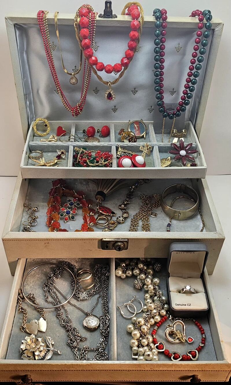 Retro Romance Lot of Treasures & Jewels Lisner, Gucci, 925 & More